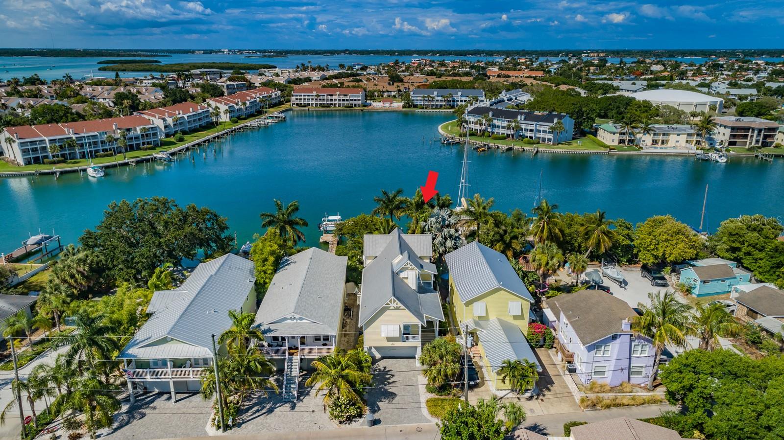 Image 72 of 75 For 12108 Lagoon Lane