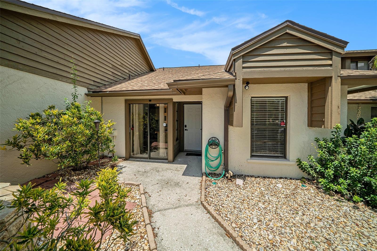 Image 5 of 27 For 1923 Bayshore Court