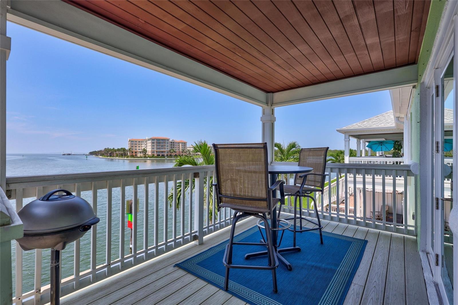 Image 21 of 48 For 5266 Beach Drive Se D