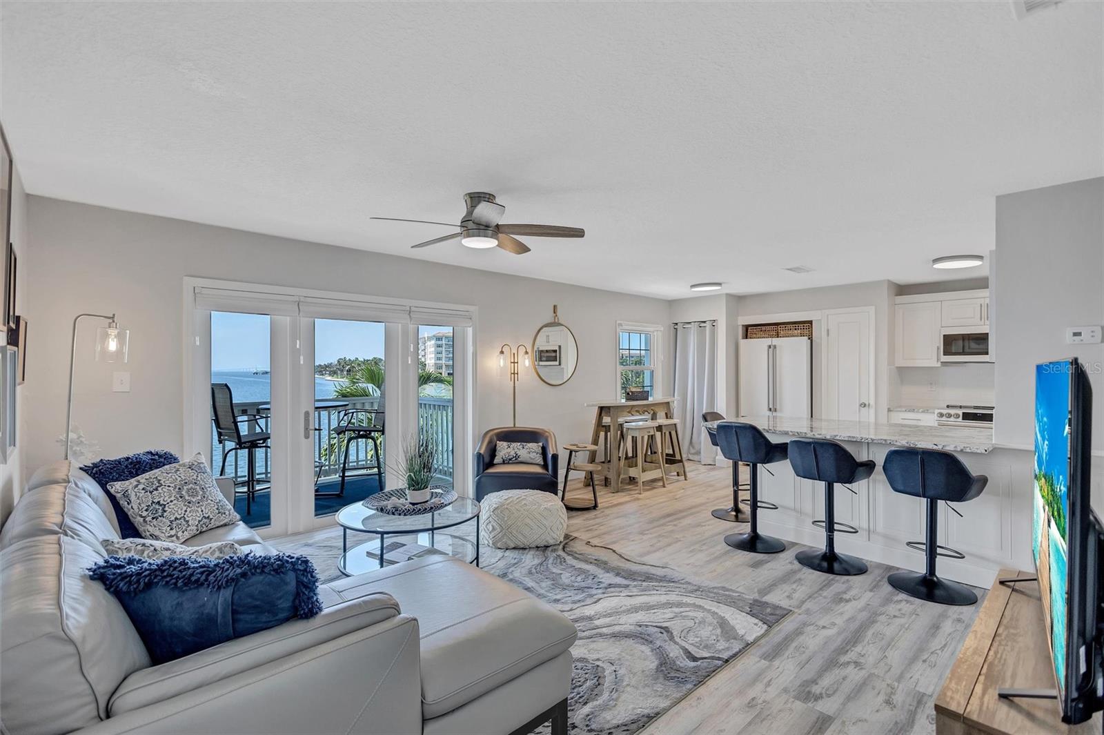 Image 6 of 48 For 5266 Beach Drive Se D