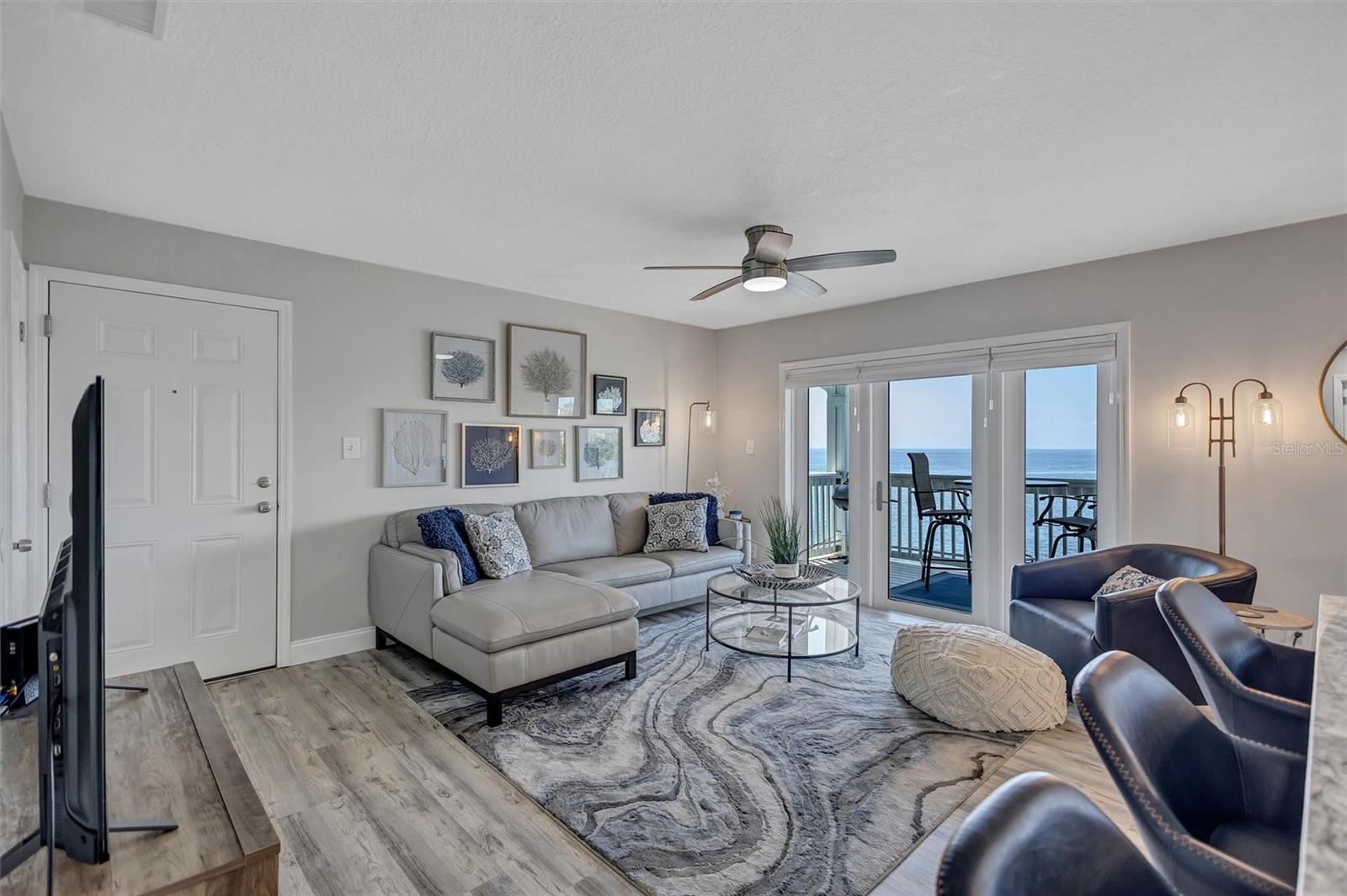 Image 7 of 48 For 5266 Beach Drive Se D