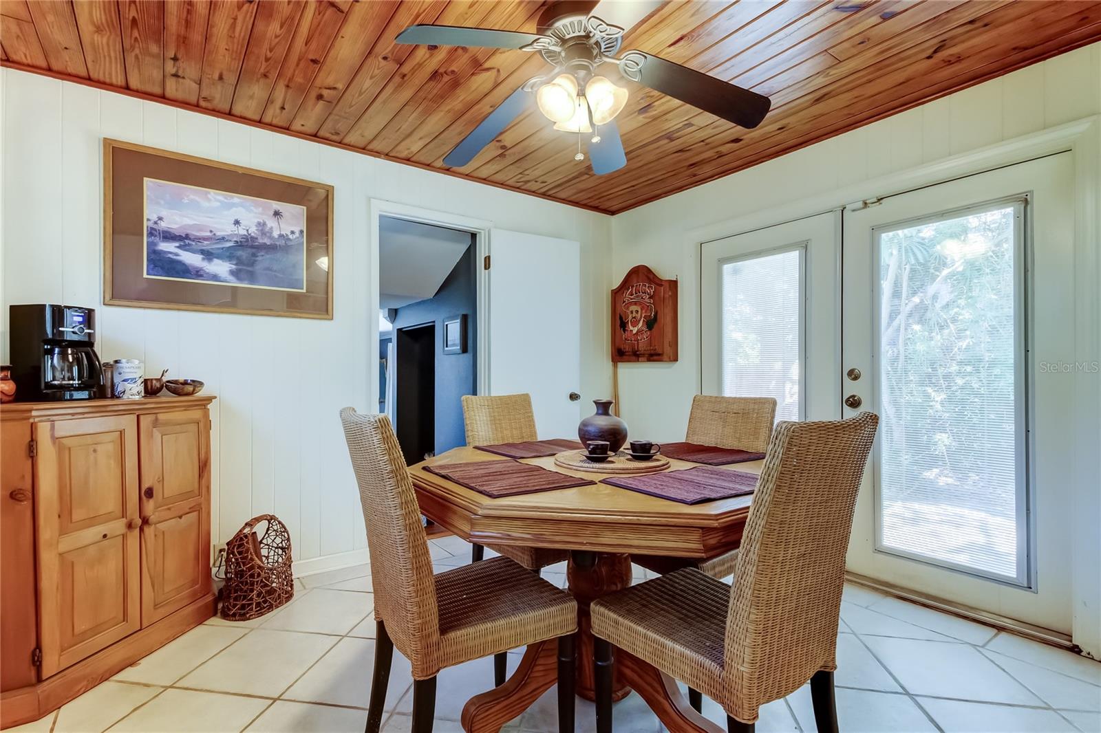 Listing photo id 8 for 1211 16th Avenue N