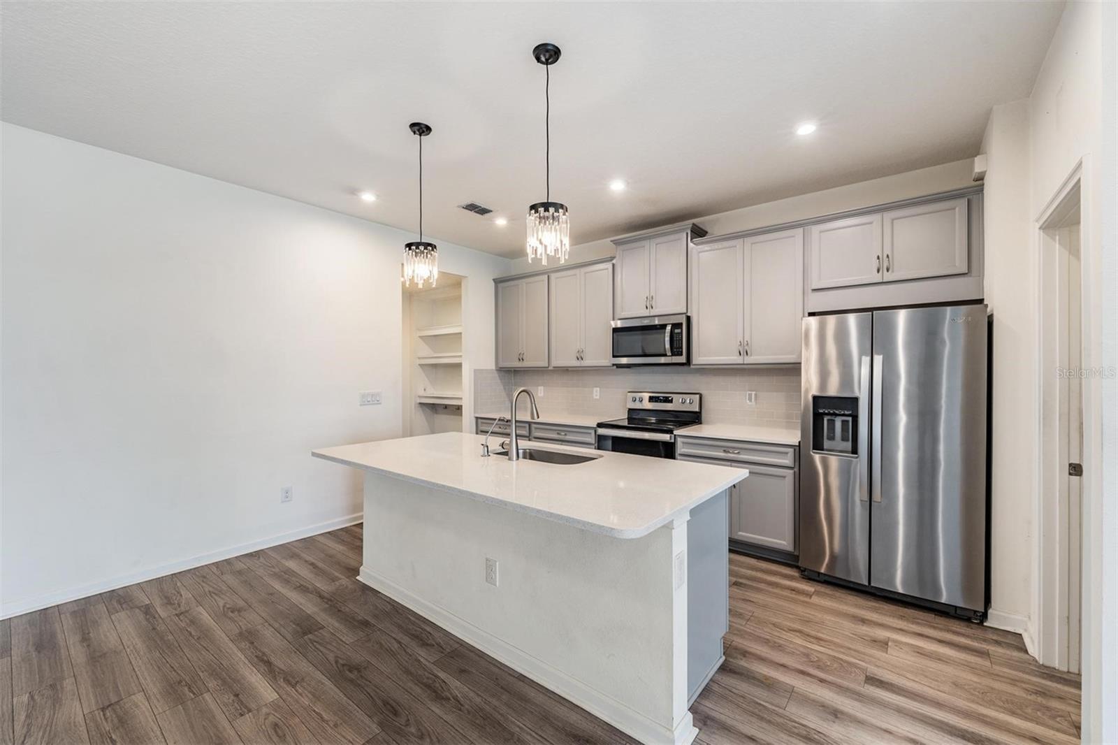 Image 11 of 50 For 19385 Blue Pond Drive