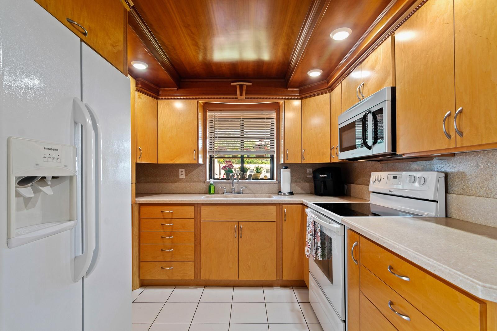 Image 18 of 49 For 8855 78th Place