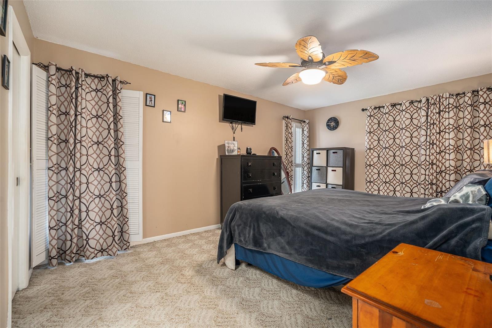 Listing photo id 20 for 5123 Topaz Lane 202