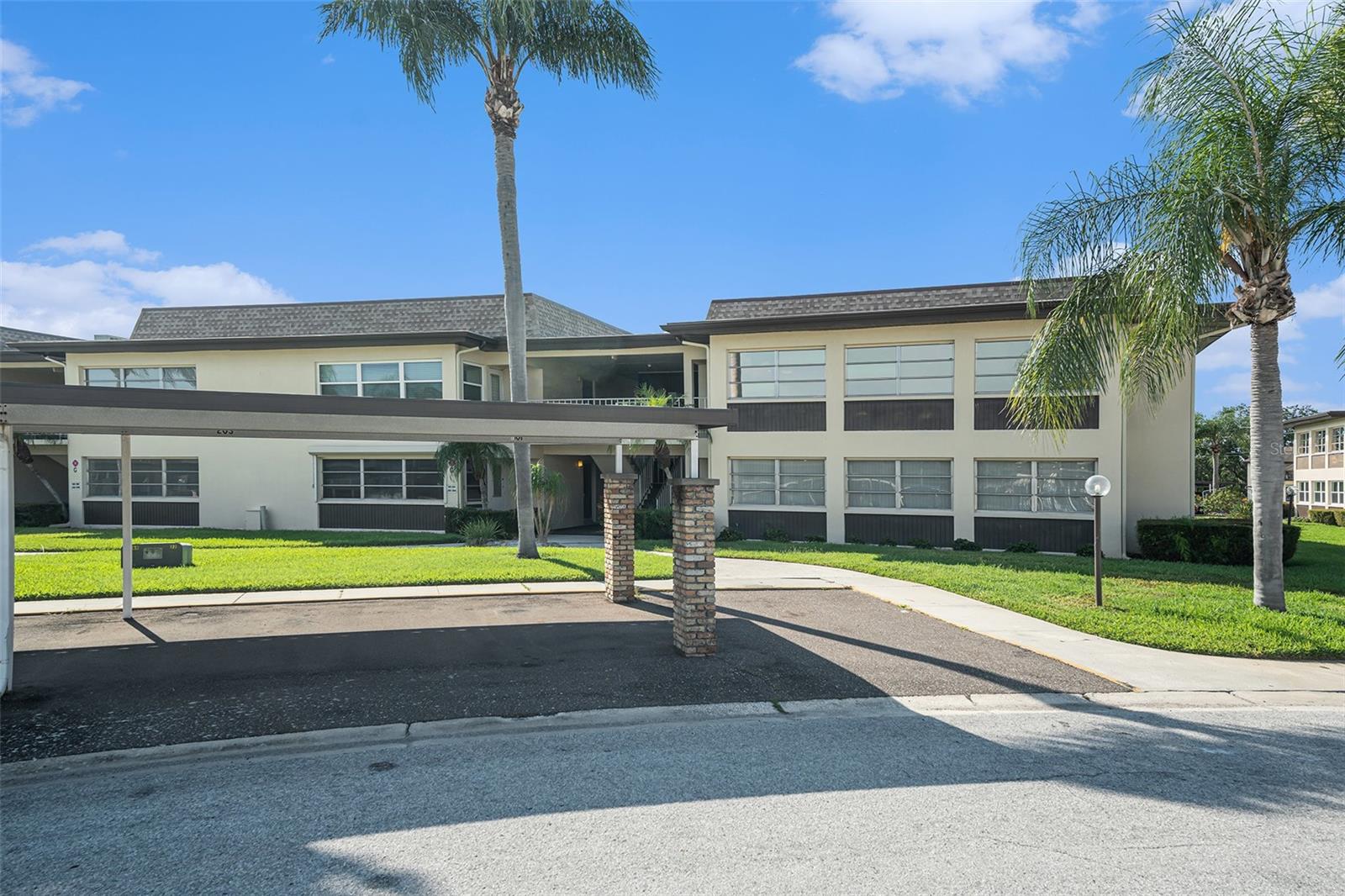 Listing photo id 1 for 5123 Topaz Lane 202