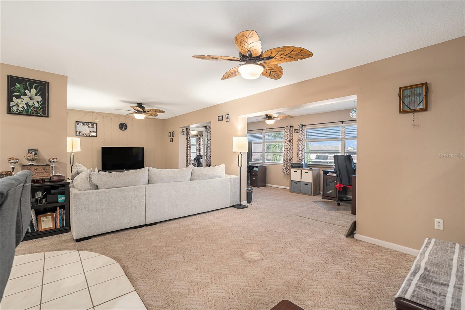 Listing photo id 6 for 5123 Topaz Lane 202