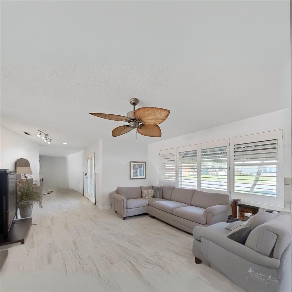 Image 13 of 51 For 506 55th Avenue