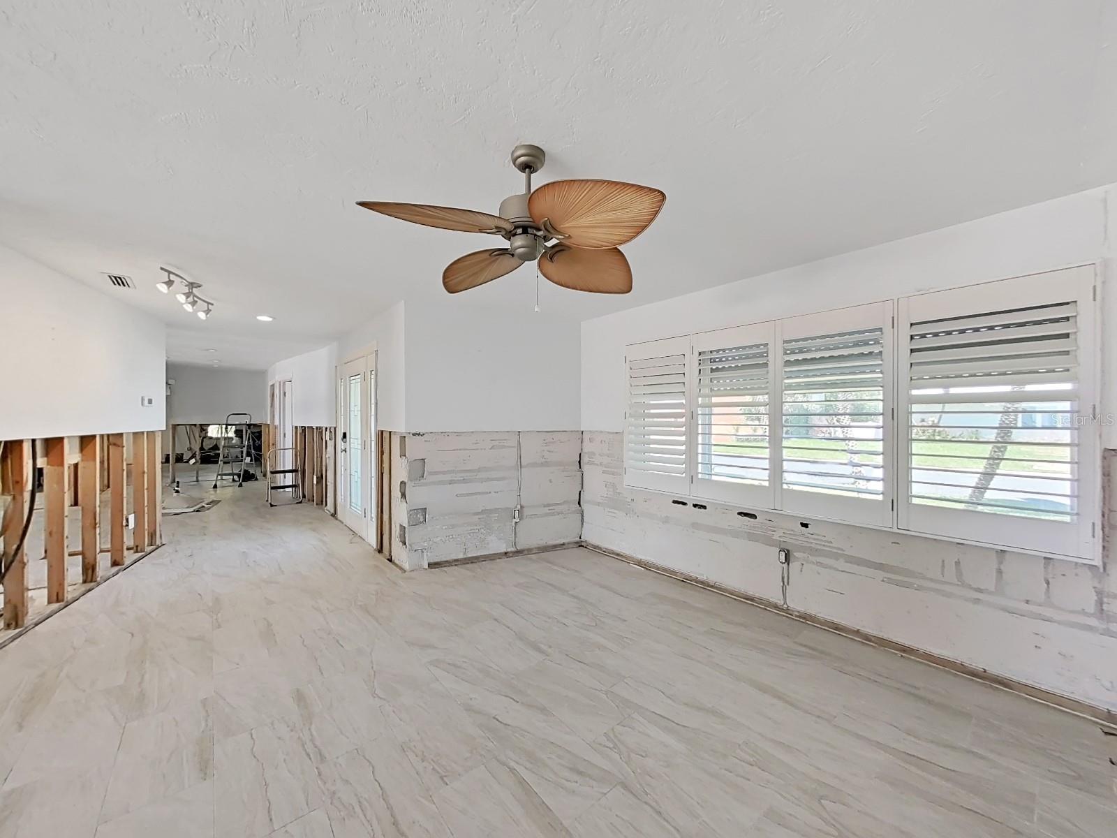 Image 14 of 51 For 506 55th Avenue