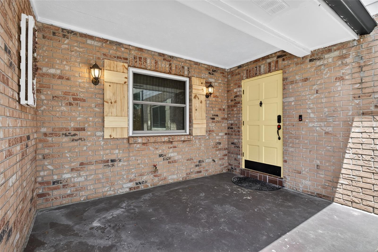 Image 13 of 56 For 2806 Springdell Circle
