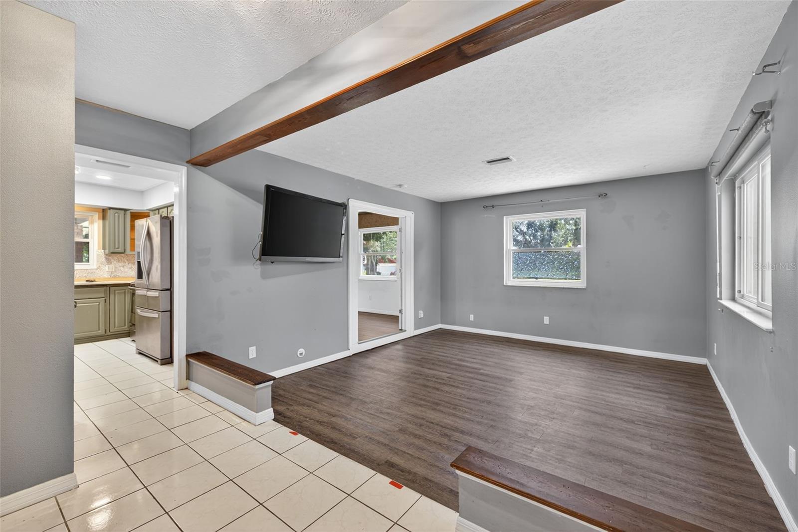 Image 17 of 56 For 2806 Springdell Circle