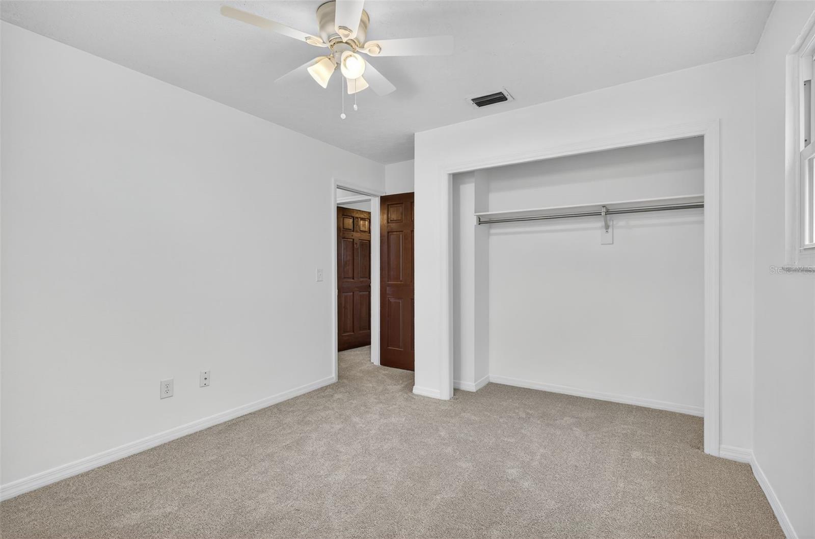 Image 27 of 56 For 2806 Springdell Circle