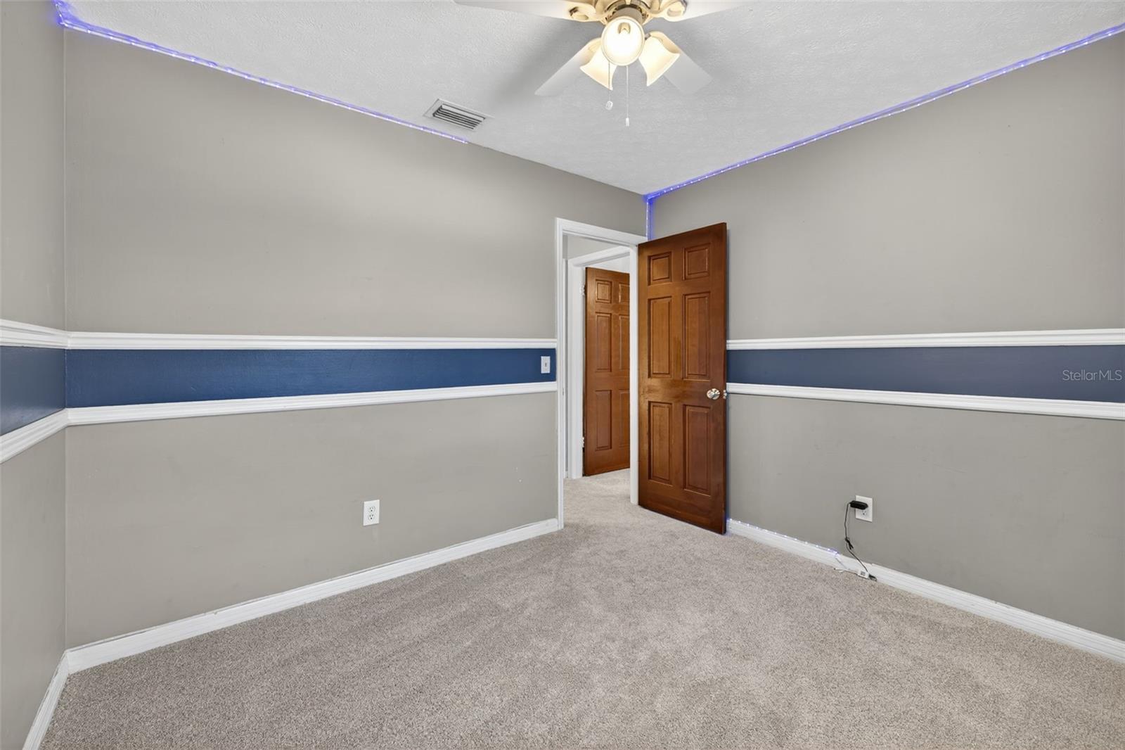 Image 29 of 56 For 2806 Springdell Circle