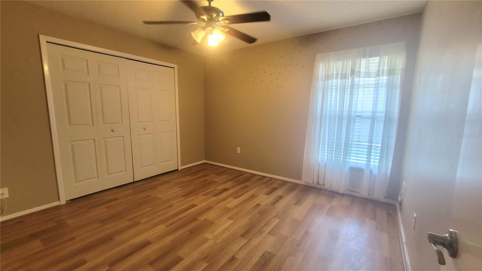 Image 22 of 43 For 15005 Redcliff Drive