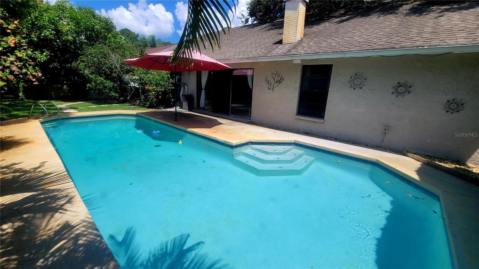 Image 3 of 43 For 15005 Redcliff Drive