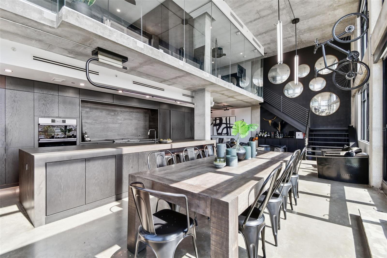 Listing photo id 0 for 101 12th Street 612