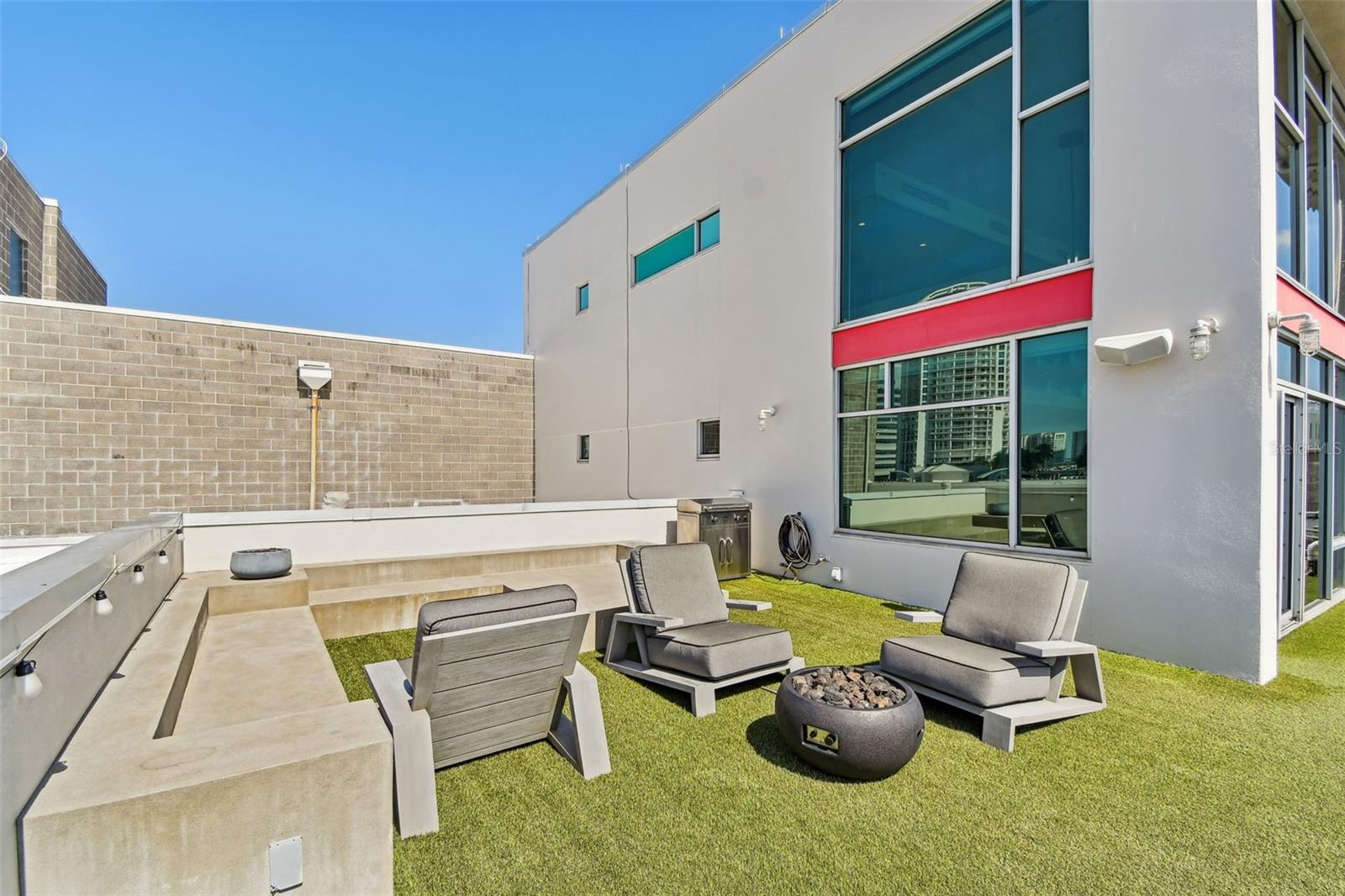 Listing photo id 58 for 101 12th Street 612