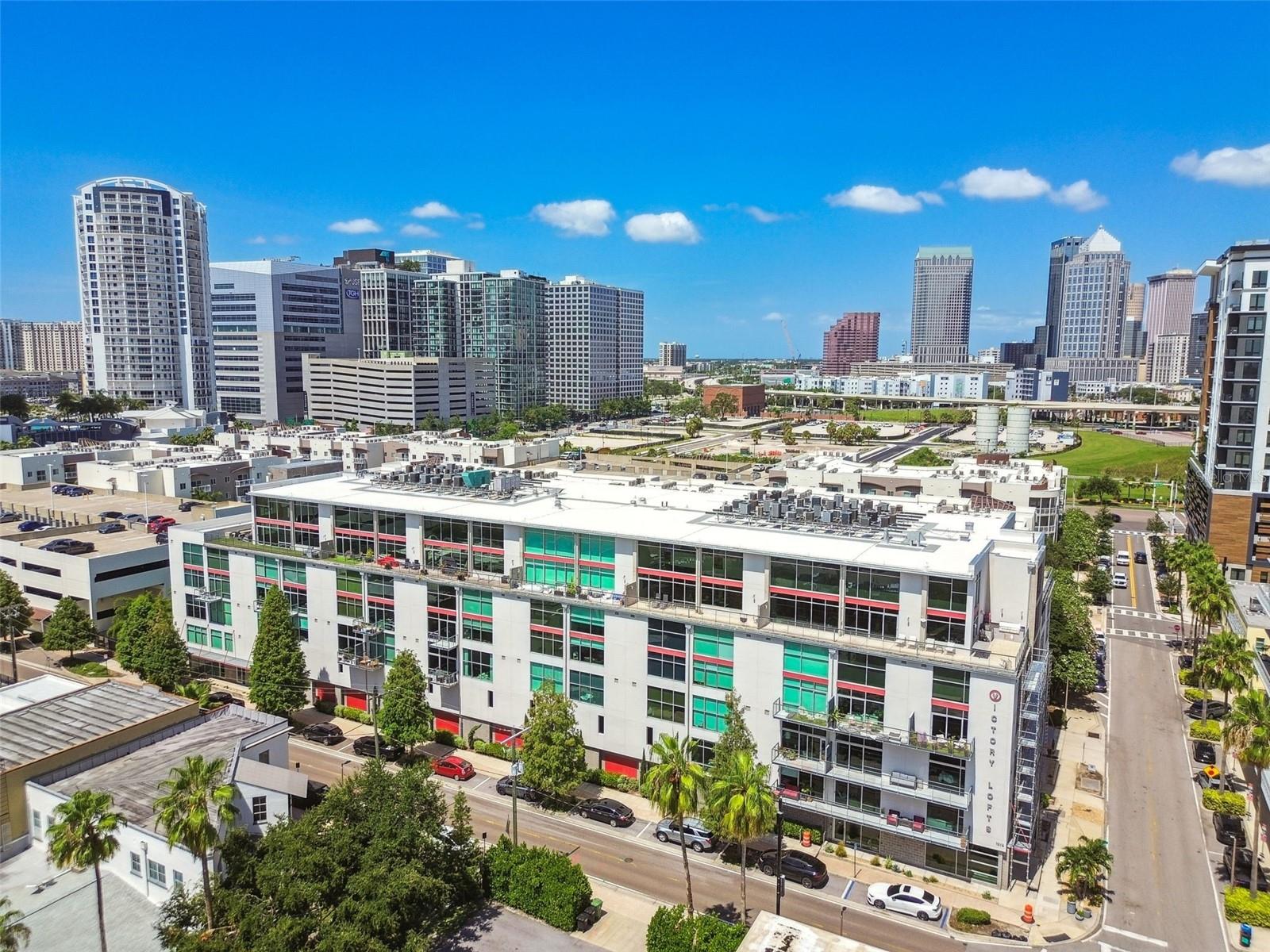 Listing photo id 63 for 101 12th Street 612
