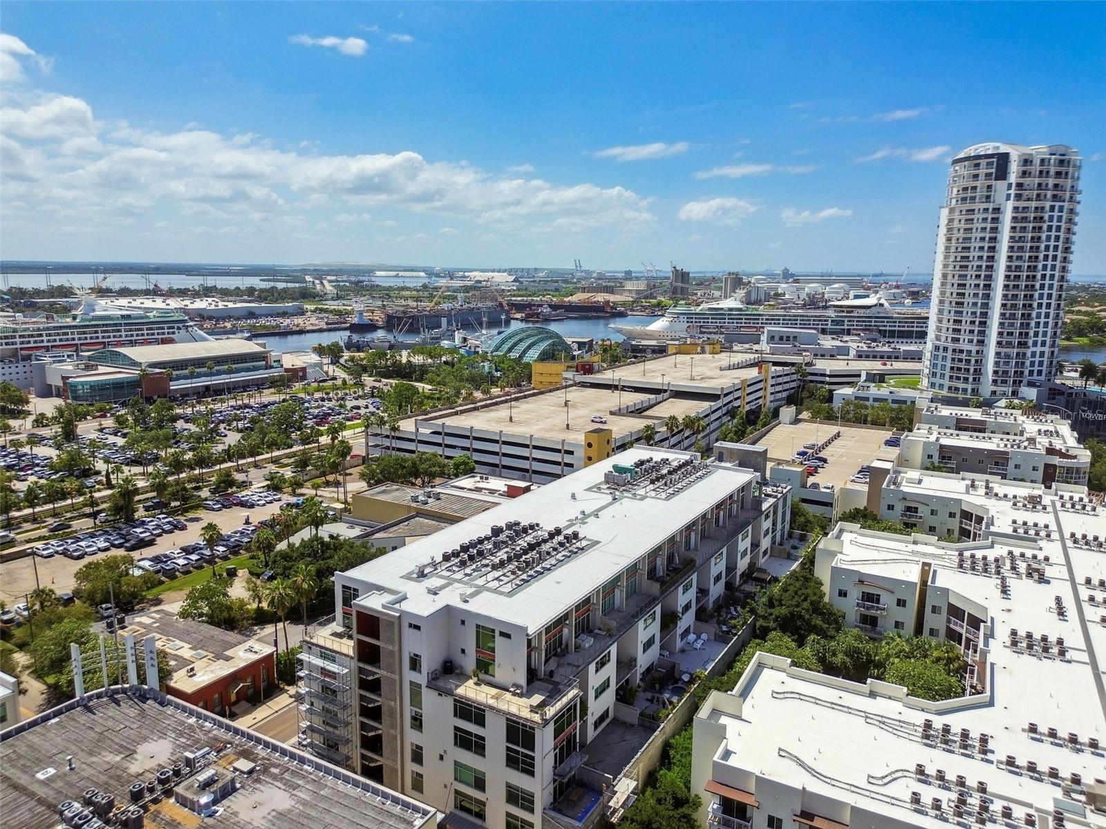 Listing photo id 65 for 101 12th Street 612