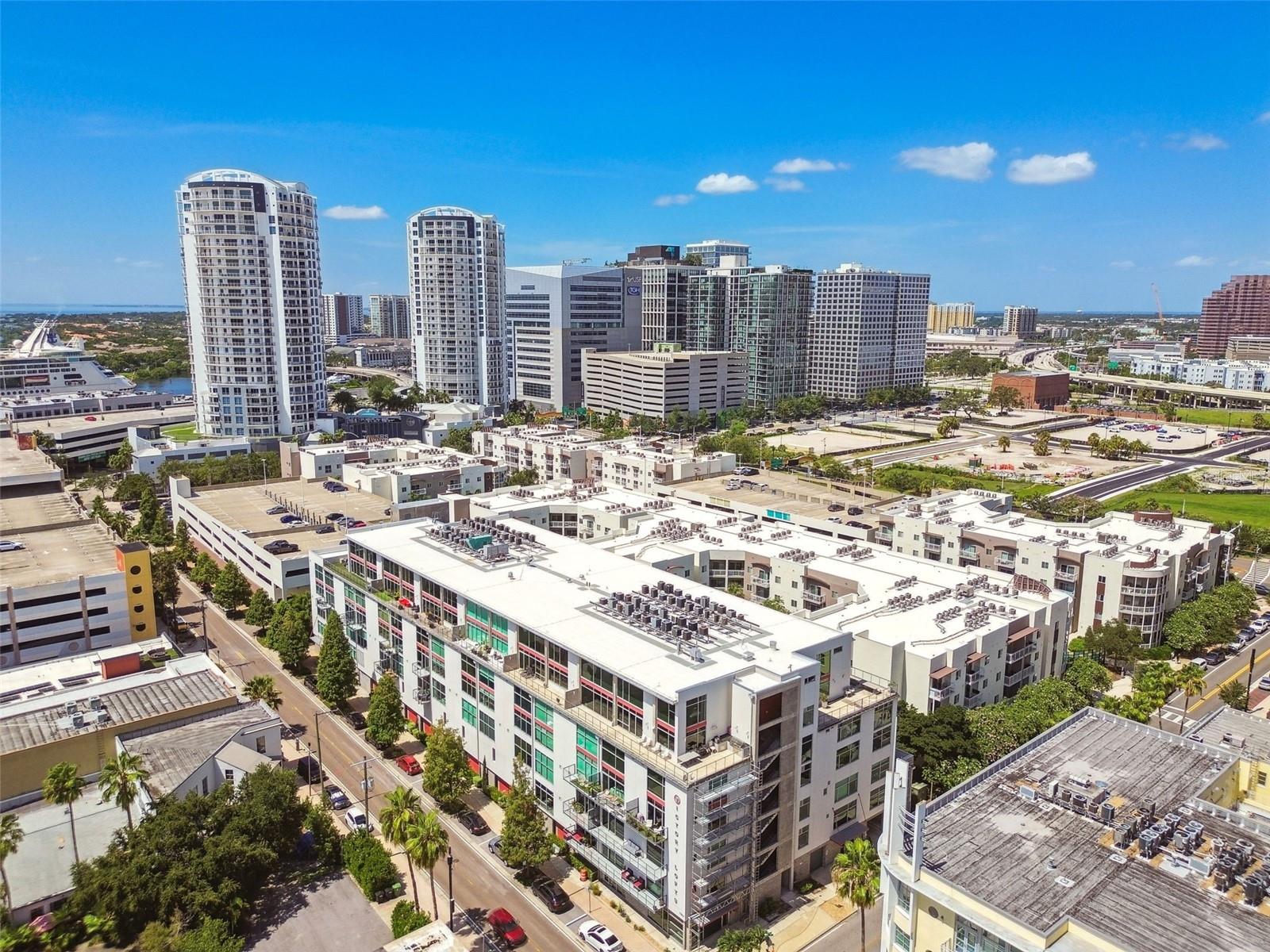 Listing photo id 73 for 101 12th Street 612