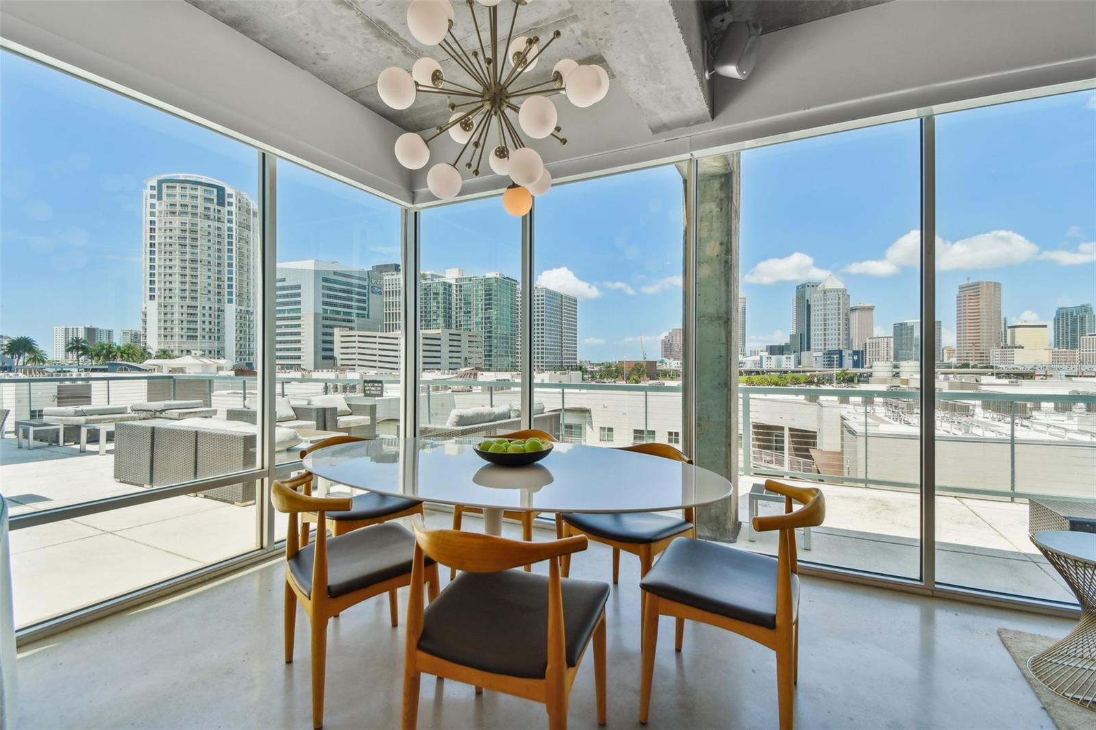 Listing photo id 80 for 101 12th Street 612