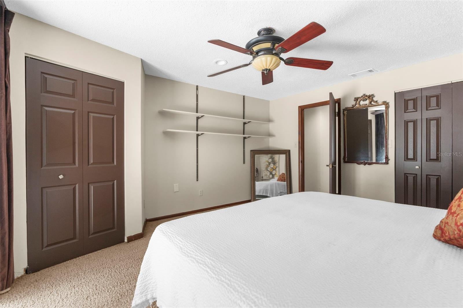 Image 21 of 63 For 17635 Eagle Lane