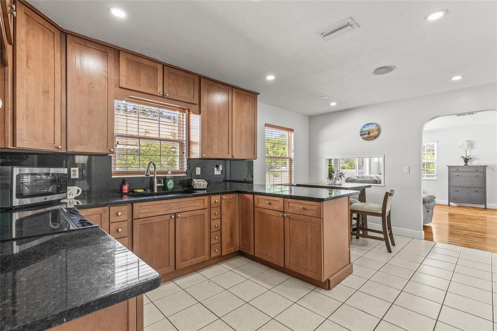 Image 16 of 51 For 5705 17th Avenue S