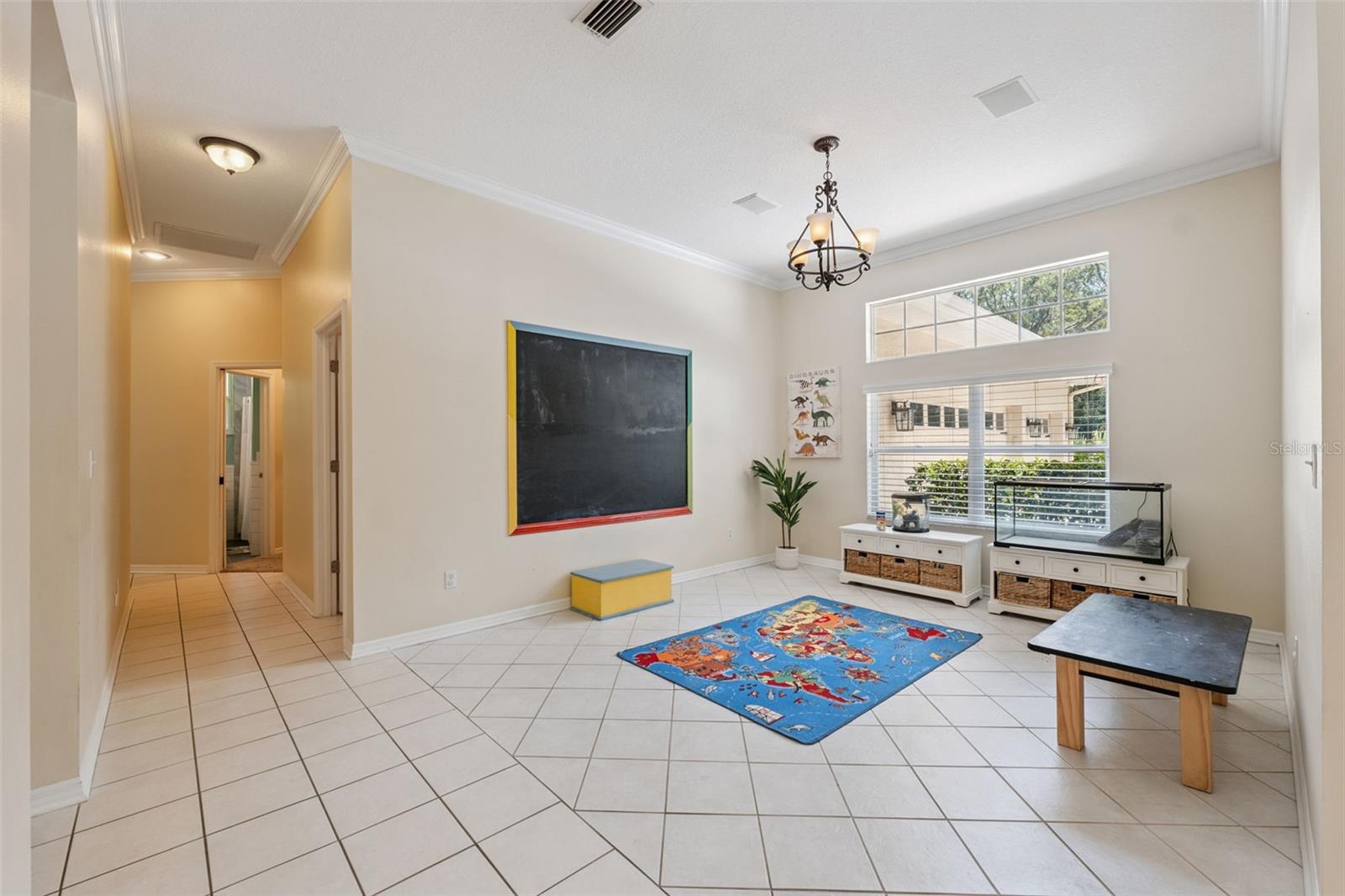 Image 12 of 87 For 27641 Lincoln Place