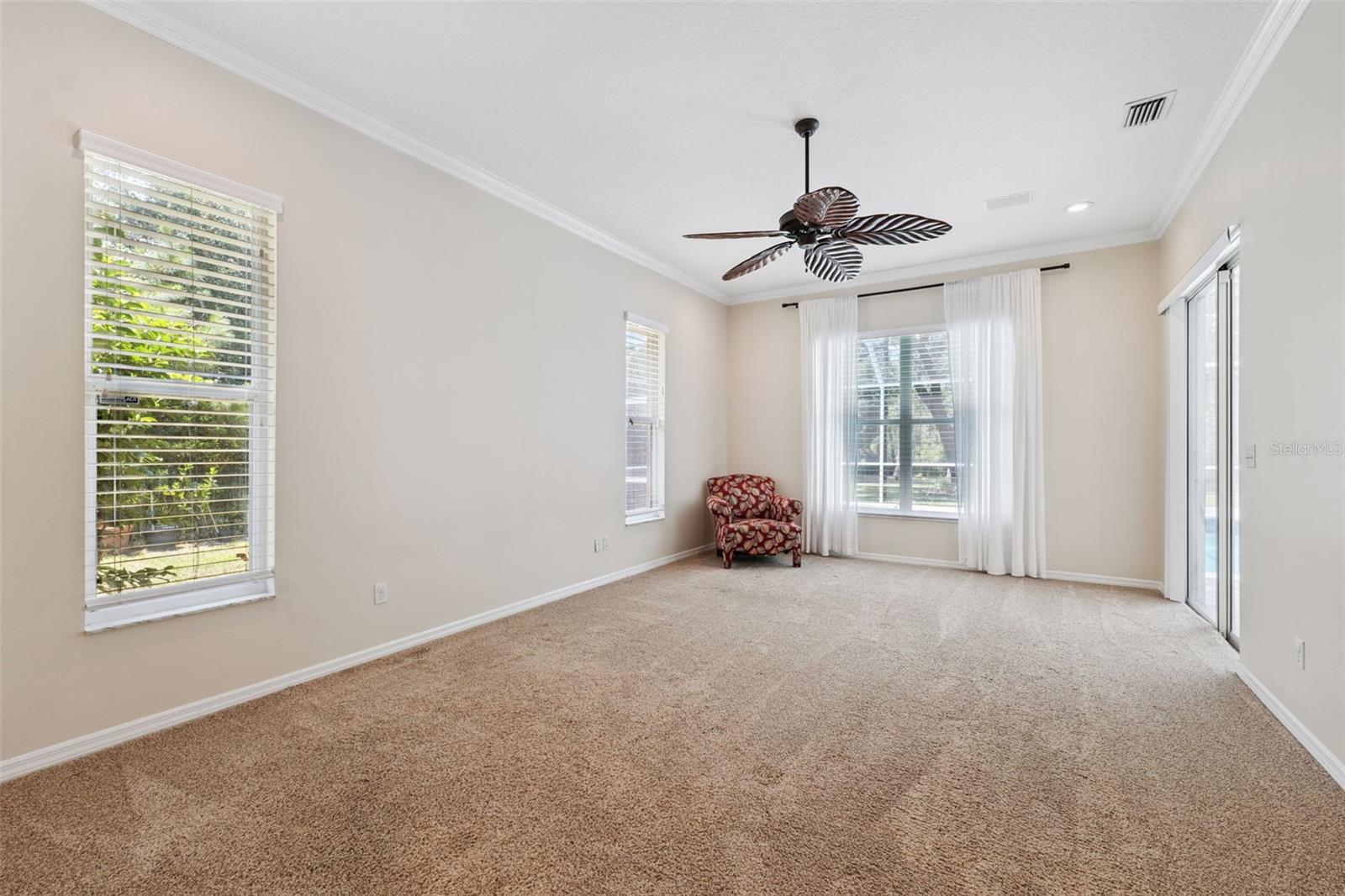 Image 32 of 87 For 27641 Lincoln Place