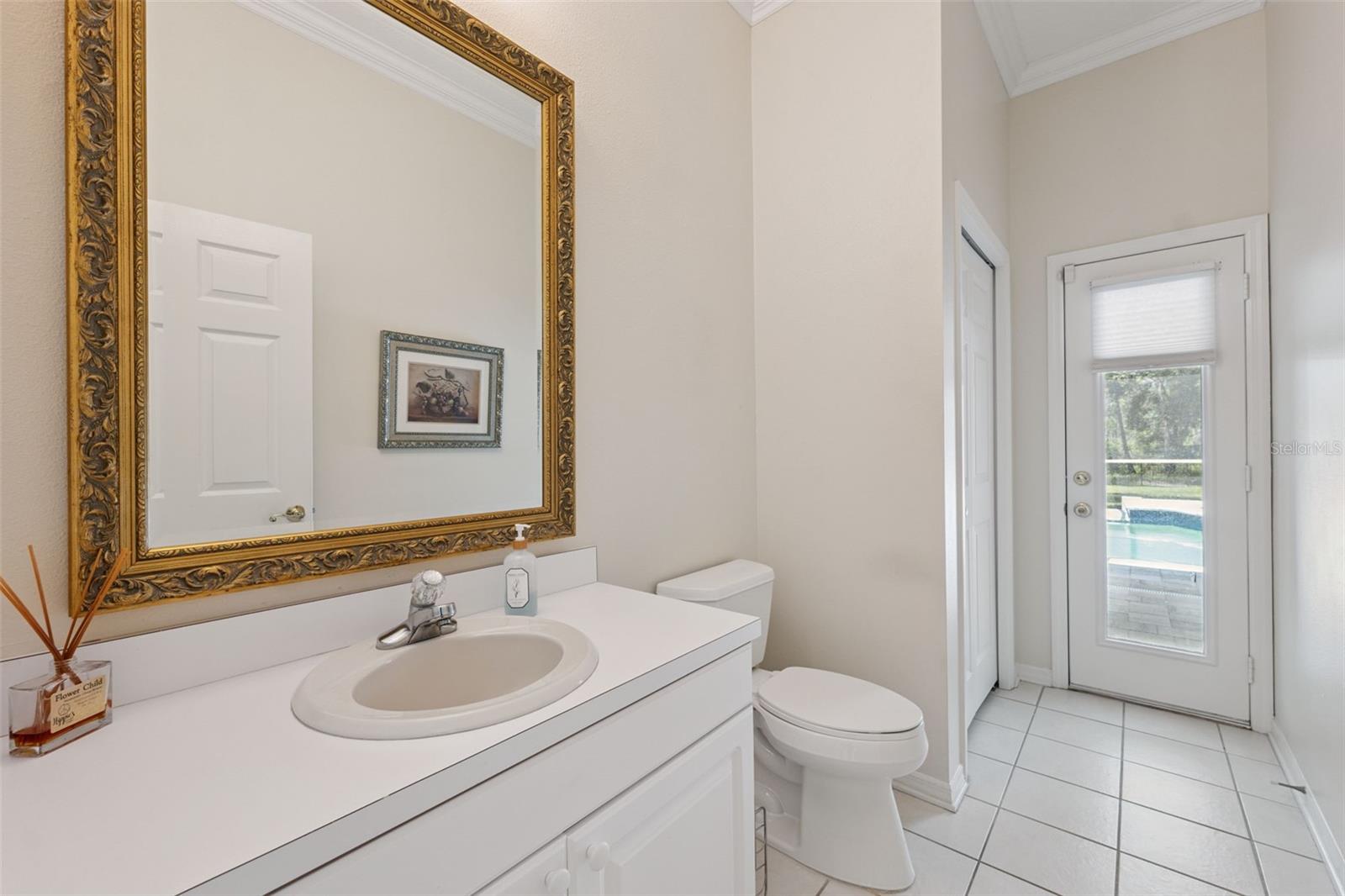 Image 43 of 87 For 27641 Lincoln Place