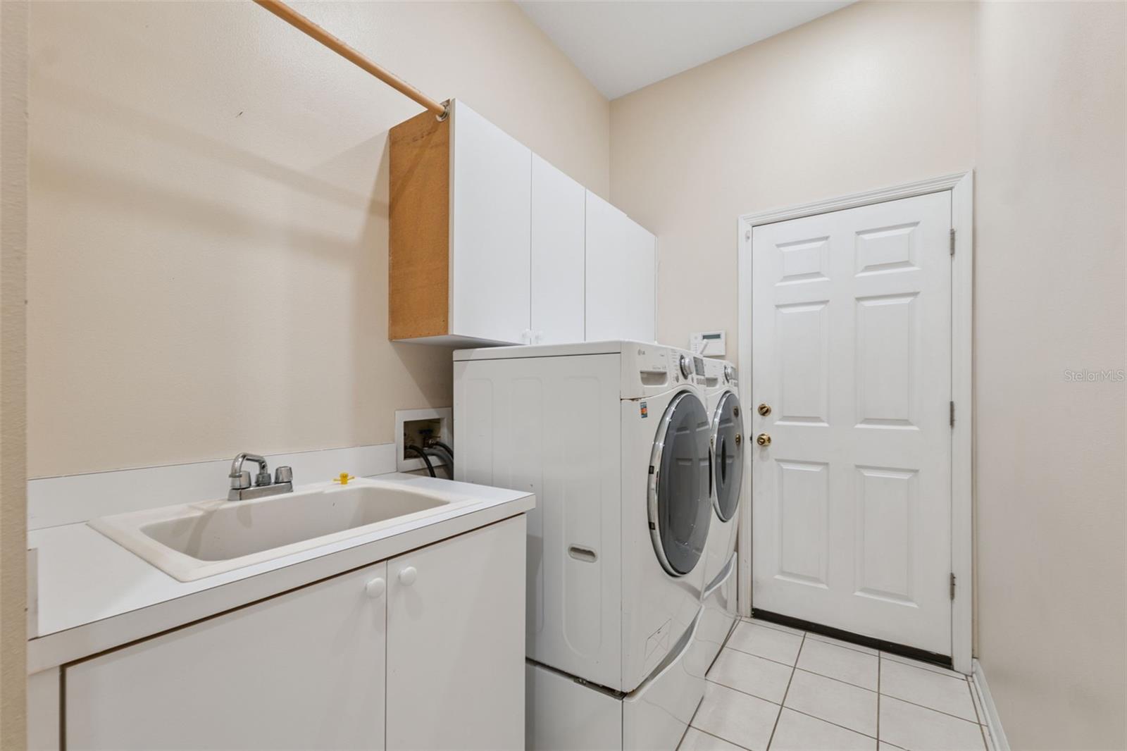 Image 47 of 87 For 27641 Lincoln Place