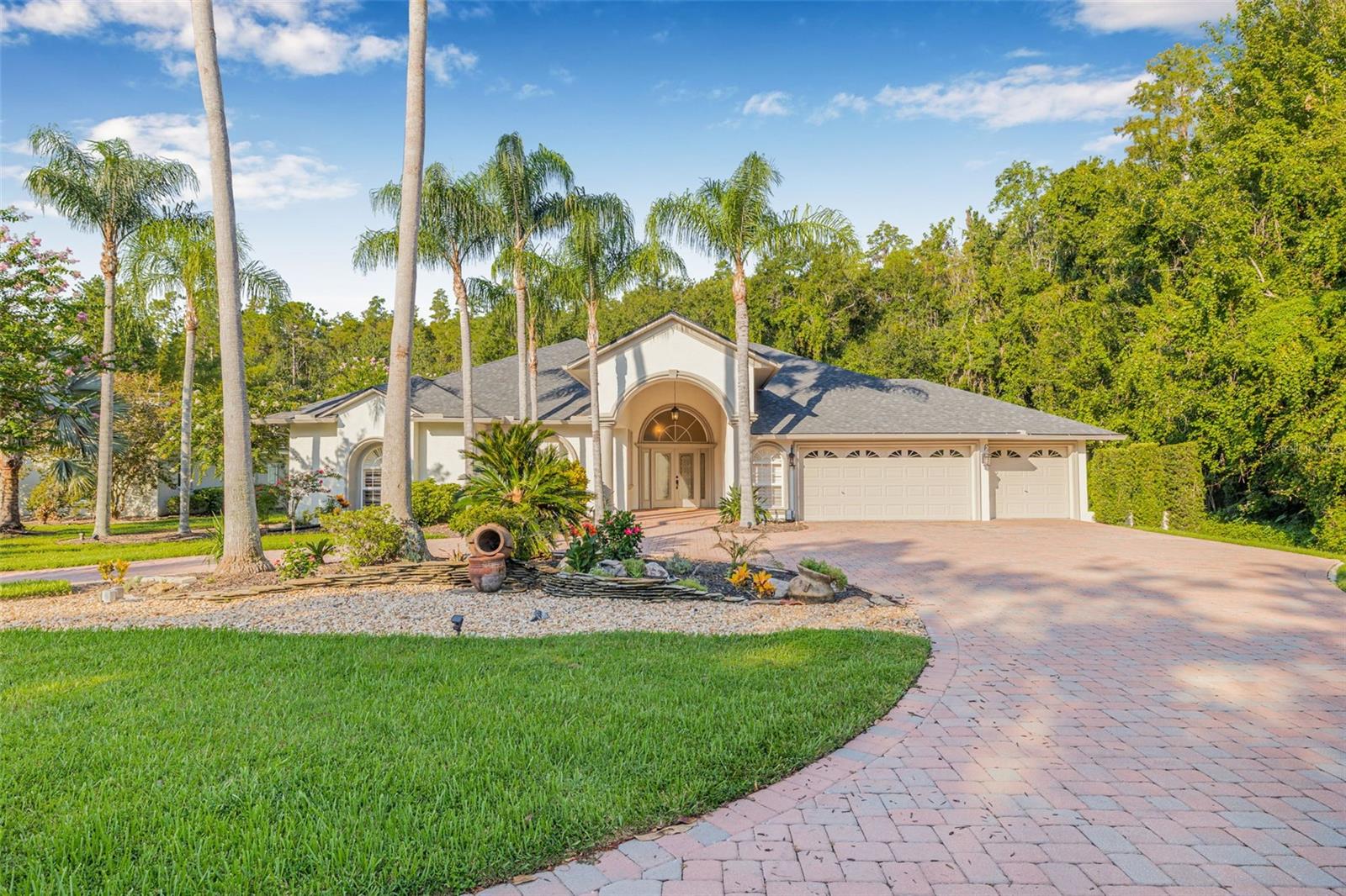 Details for 5243 Foxhunt Drive, WESLEY CHAPEL, FL 33543