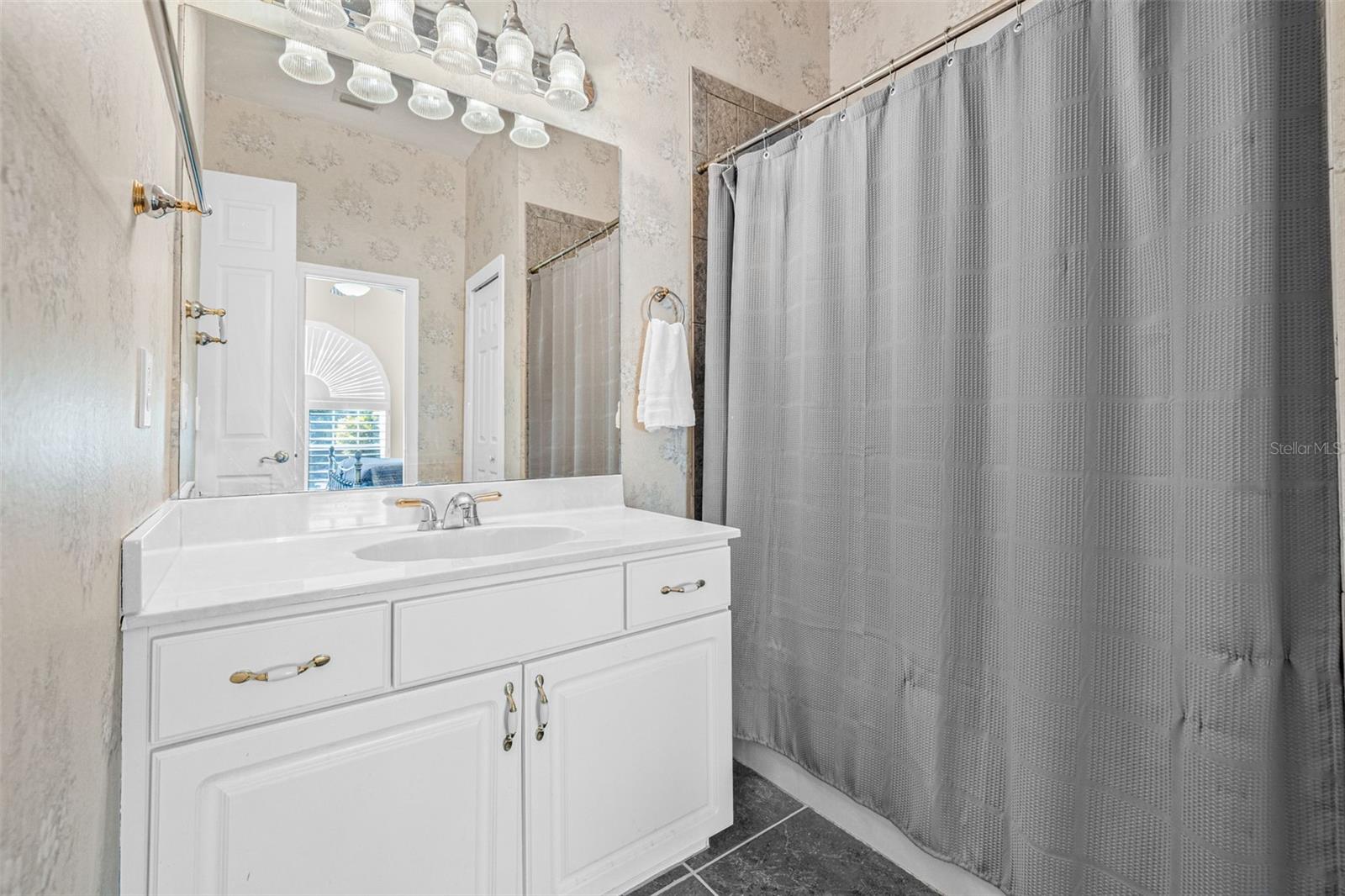 Image 31 of 51 For 5243 Foxhunt Drive