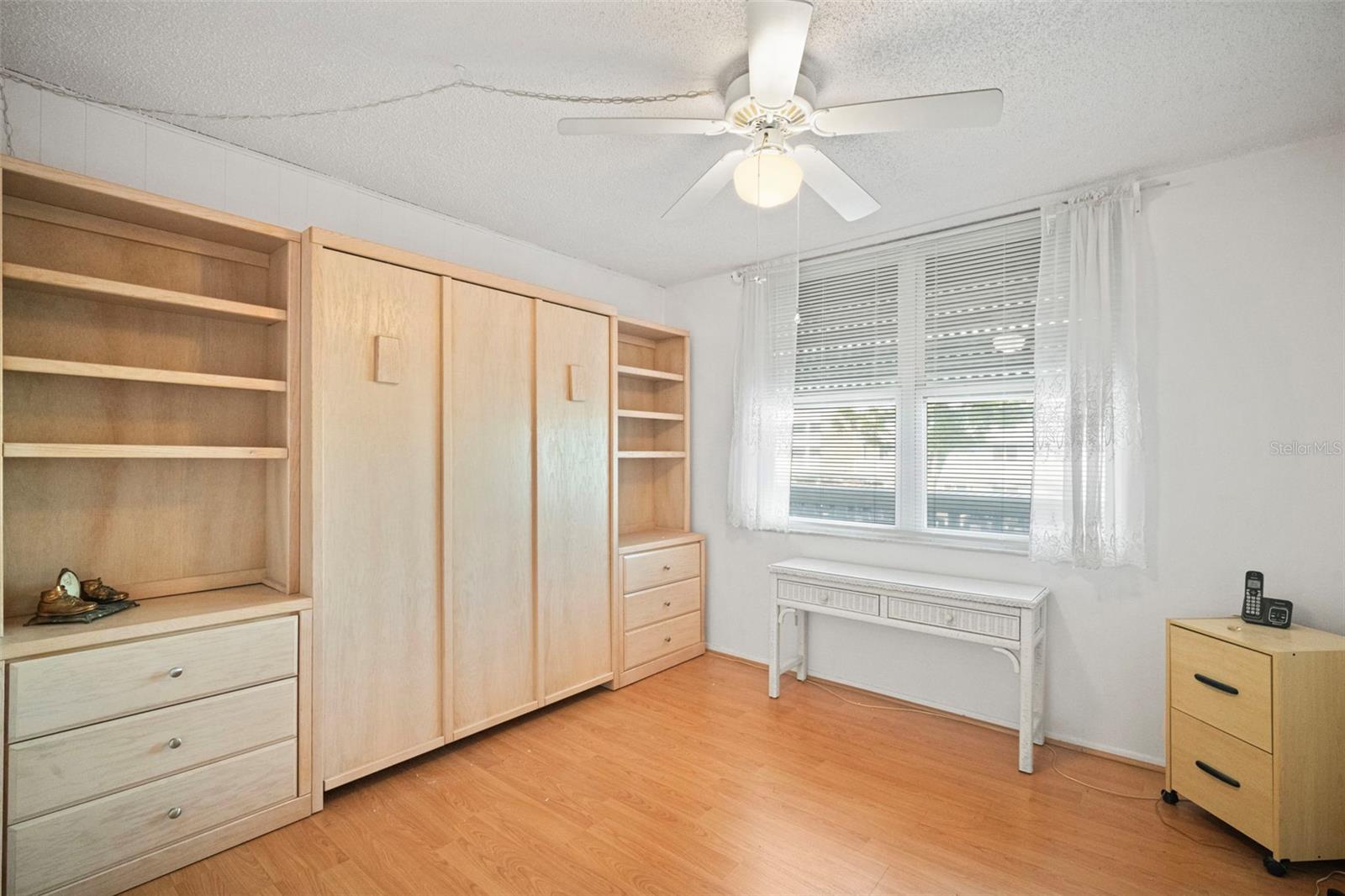 Image 15 of 52 For 4890 Bay Street Ne 228