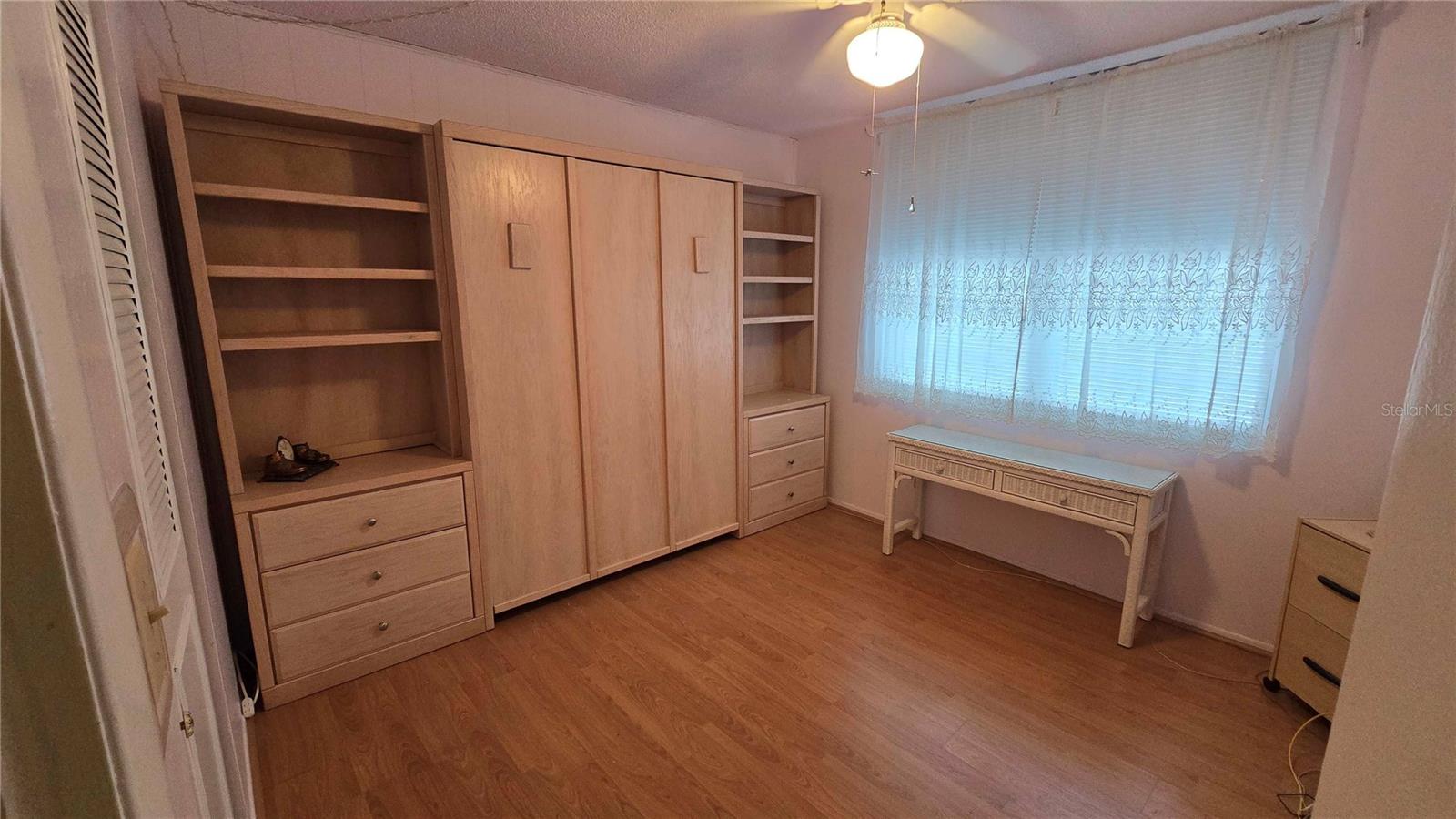 Image 7 of 52 For 4890 Bay Street Ne 228