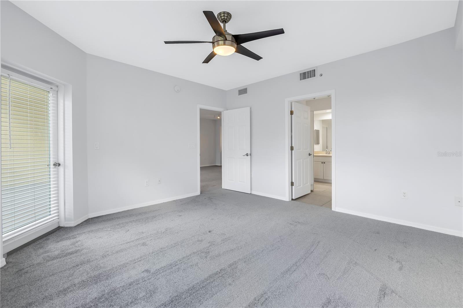 Image 14 of 65 For 960 Starkey Road 2202