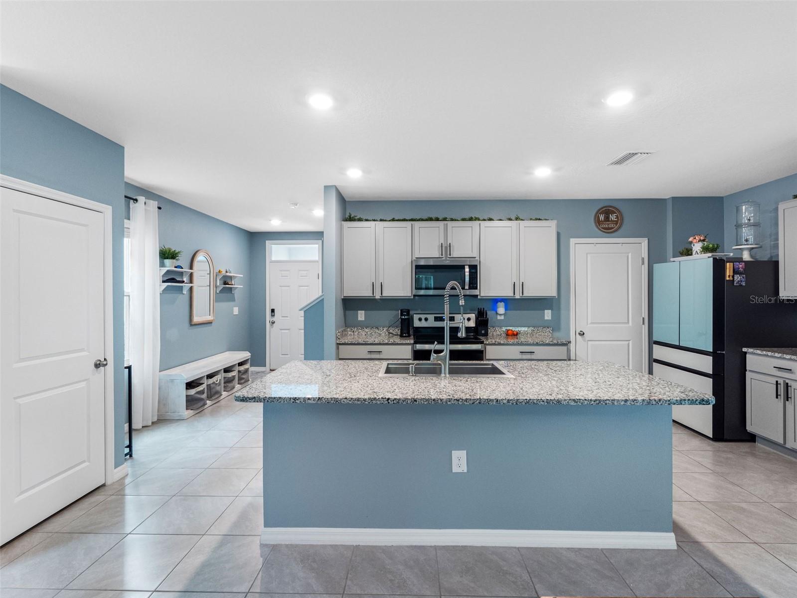 Image 9 of 17 For 7731 Cypress Walk Drive