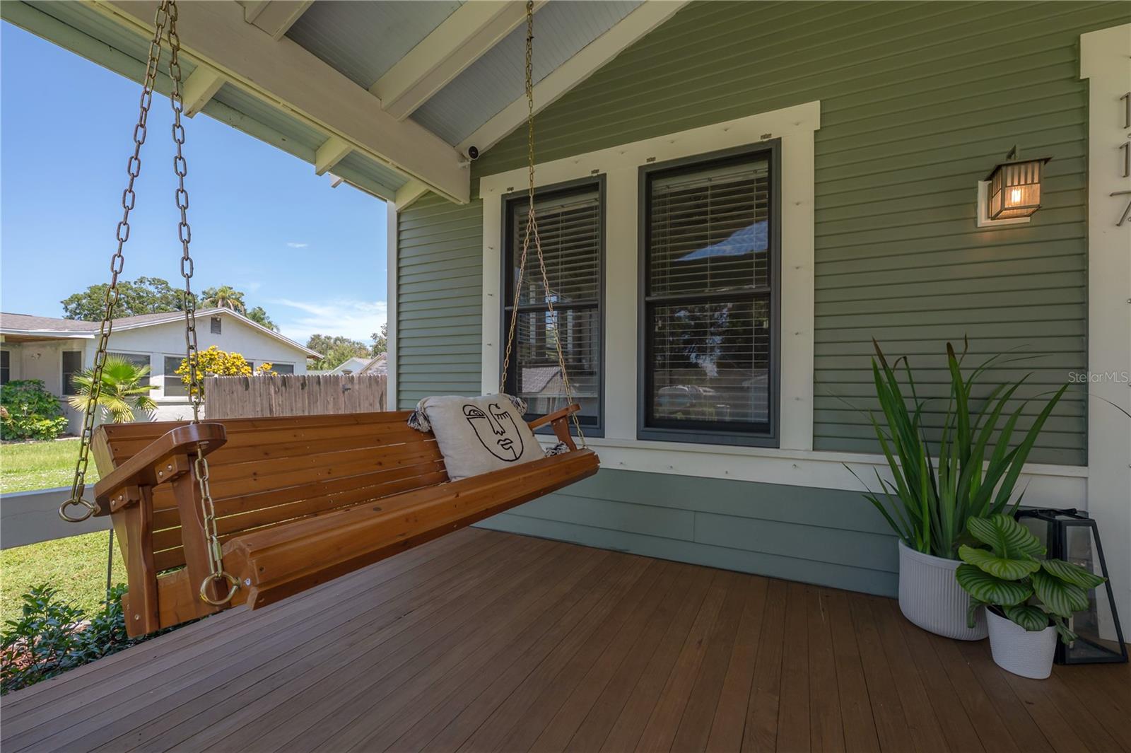 Image 11 of 82 For 117 Fern Street