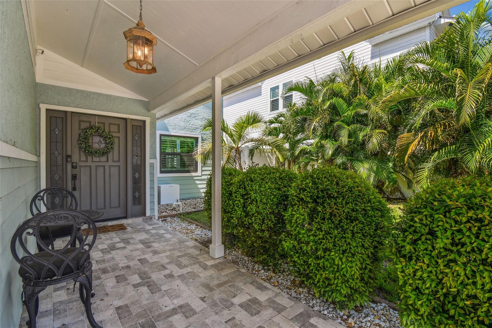 Image 4 of 45 For 3911 Swann Avenue