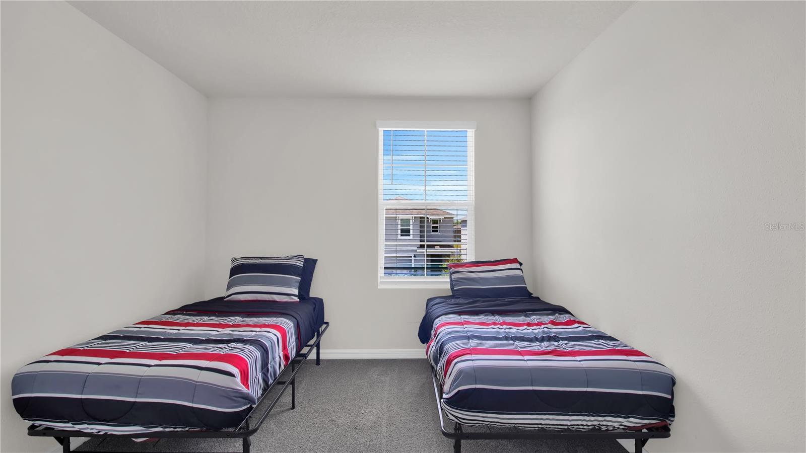 Image 19 of 33 For 16638 Mosaic Oar Drive