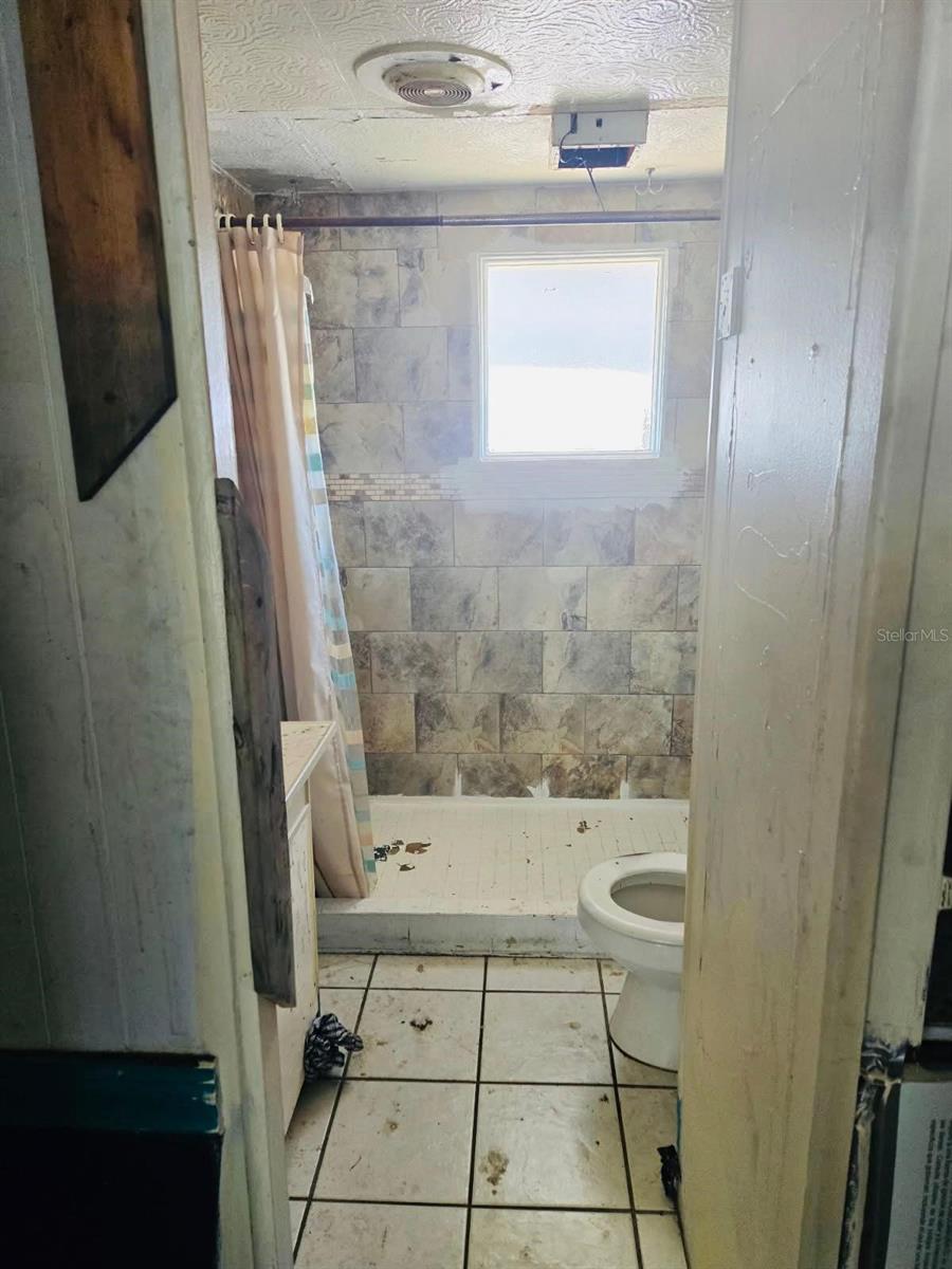 Image 11 of 15 For 403 51st Avenue Drive W