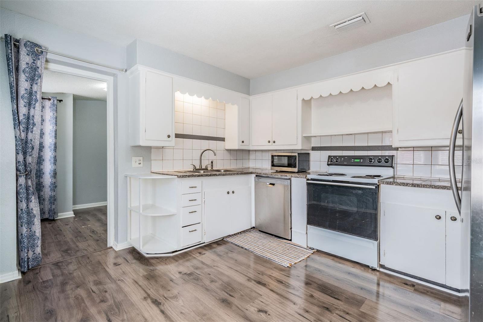 Image 19 of 36 For 4212 Alene Drive