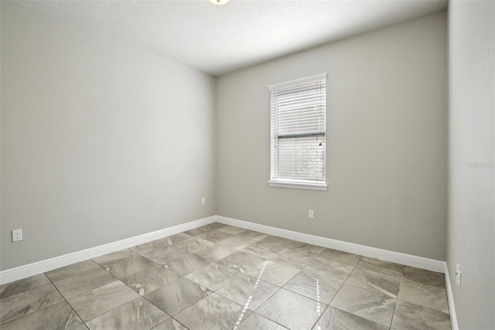 Image 31 of 48 For 6906 Sail View Lane