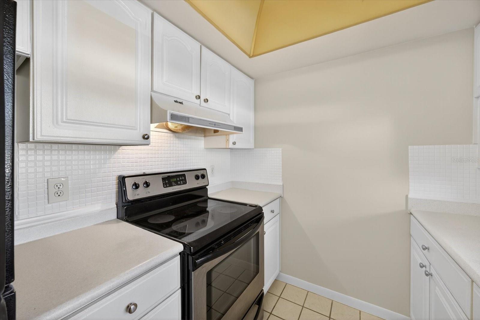Image 6 of 25 For 1701 Pinehurst Road 36c