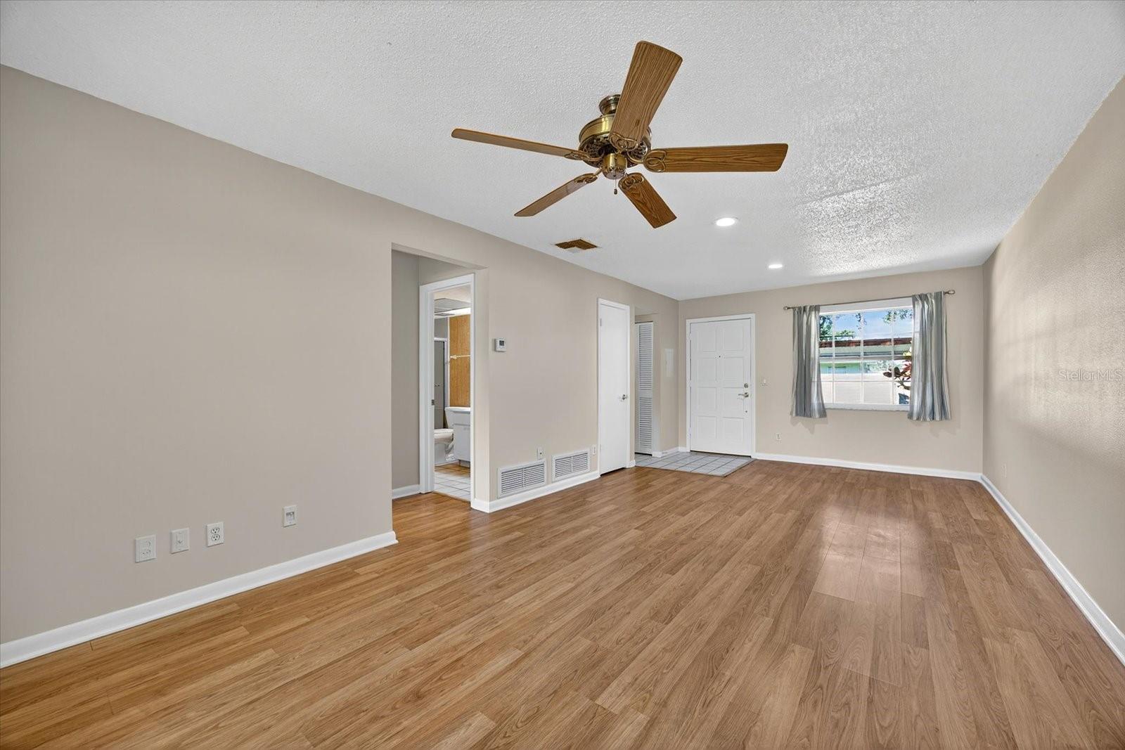 Image 9 of 25 For 1701 Pinehurst Road 36c