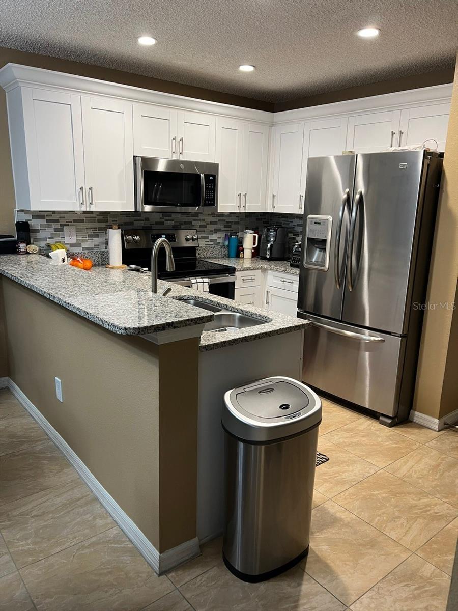 Image 6 of 23 For 8546 Edgewater Place Boulevard