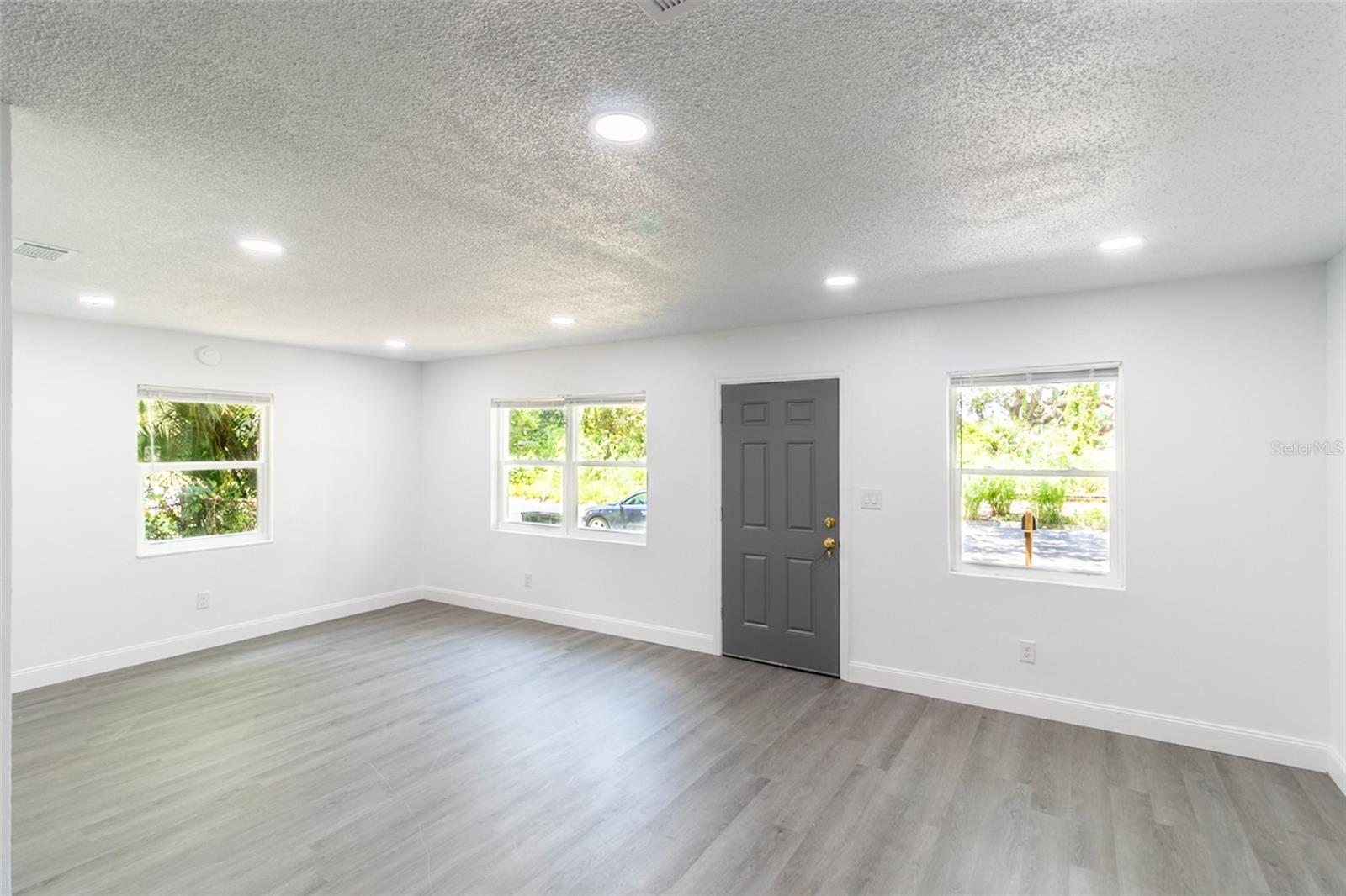 Image 11 of 39 For 3809 30th Street