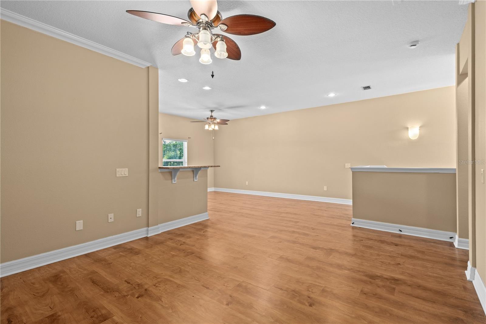 Image 12 of 28 For 3633 Bay Heights Way
