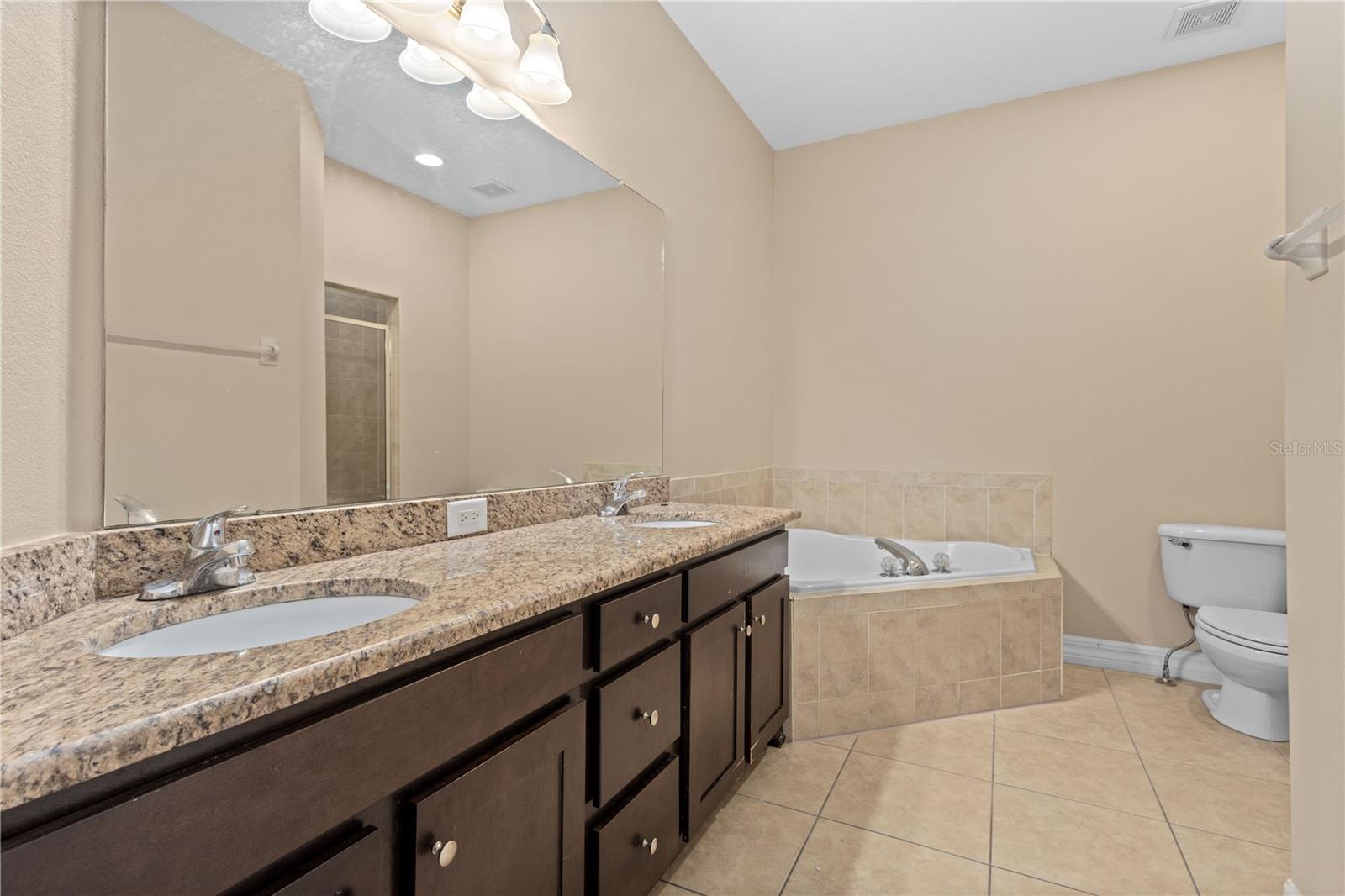 Image 14 of 28 For 3633 Bay Heights Way
