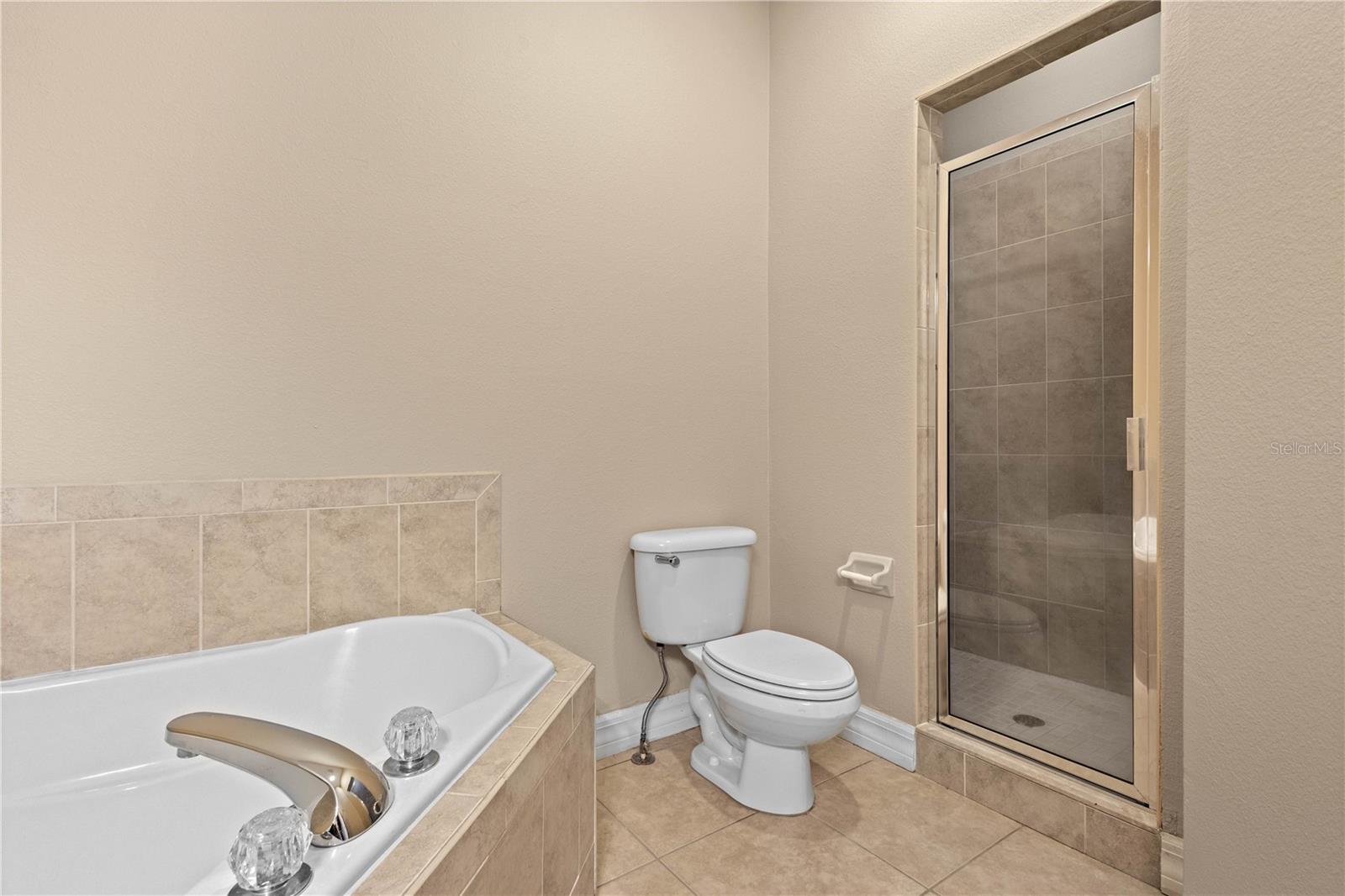 Image 15 of 28 For 3633 Bay Heights Way